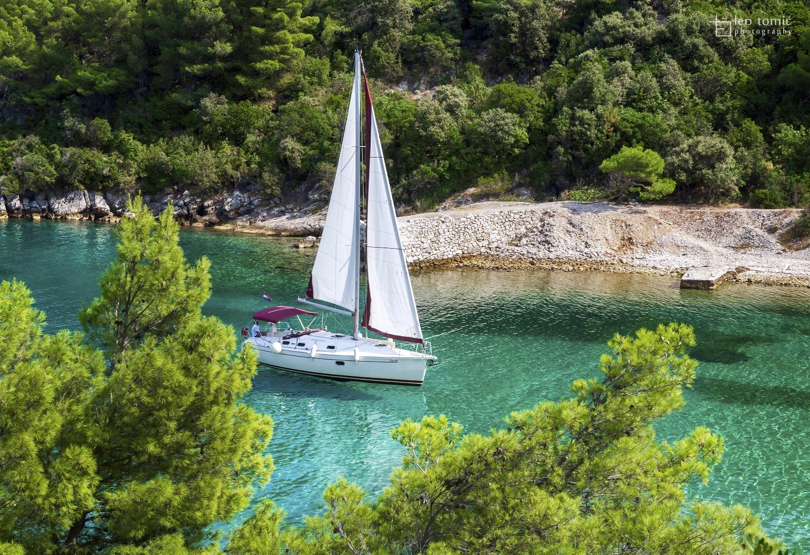 Private Sailing Trip to Brač Island from Omiš